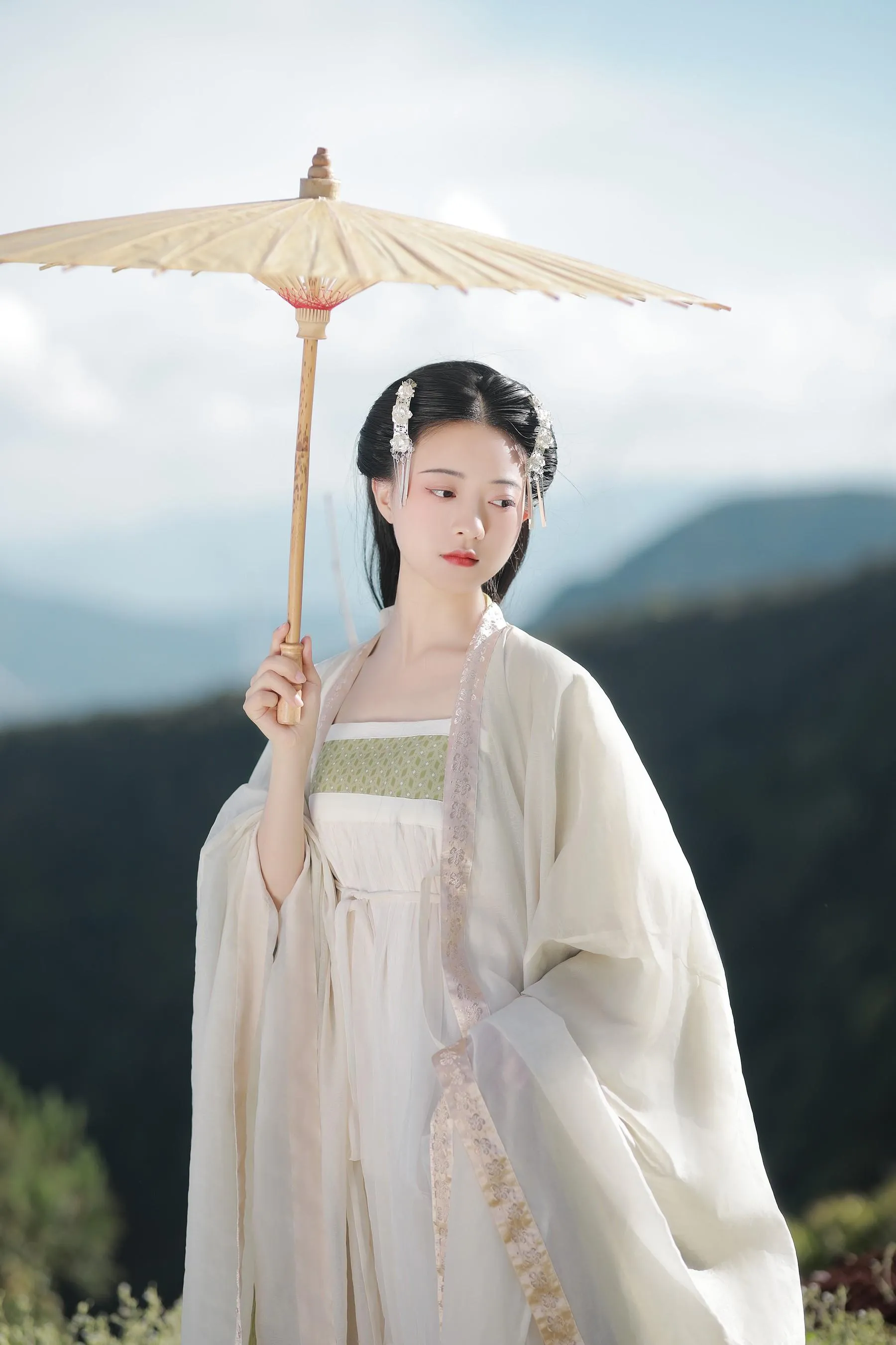 [YITUYU艺图语]2022.07.16 归去 YunFleur [21P]插图3